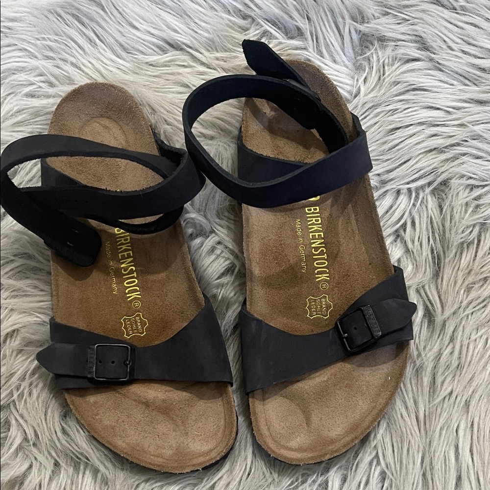 Birkenstock Women's Black Strap Sandals